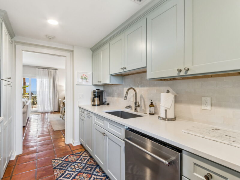beautifully remodeled ocean front/views 2 brm/2 1/2 bth windsong condo southend resort on amelia island fl pet approval needed